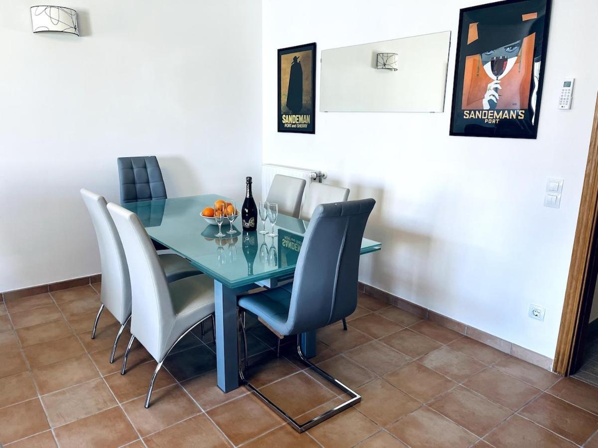 Casa Hermano Bright And Sunny With Sea Views Holiday home
